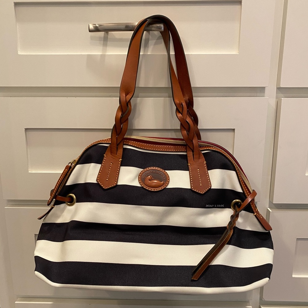 Dooney and Bourke purse